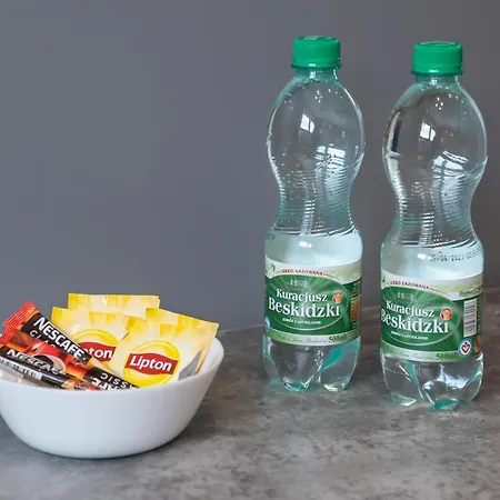 Apartment Nowa Praga Geometric Yellow By Bookinghost