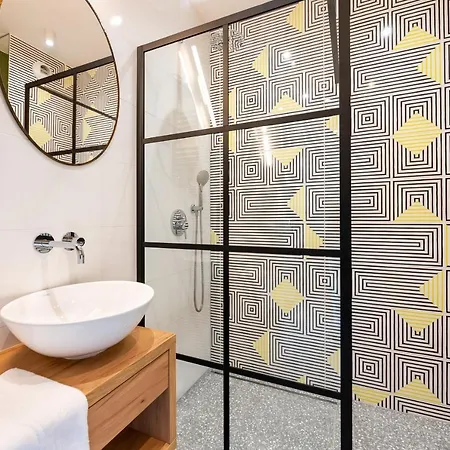 Nowa Praga Geometric Yellow By Bookinghost *