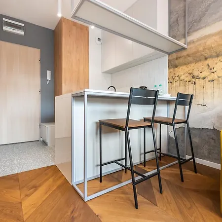 Nowa Praga Geometric Yellow By Bookinghost Lägenhet *