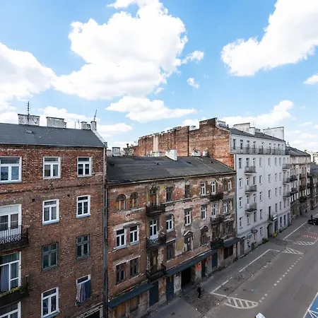 Nowa Praga Geometric Yellow Apartment *